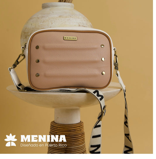 ISIS Viajeras Menina