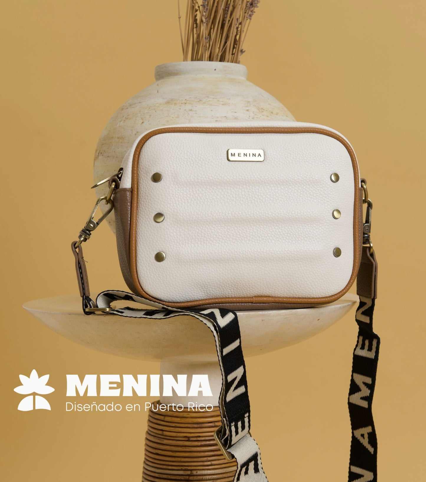 ISIS Viajeras Menina