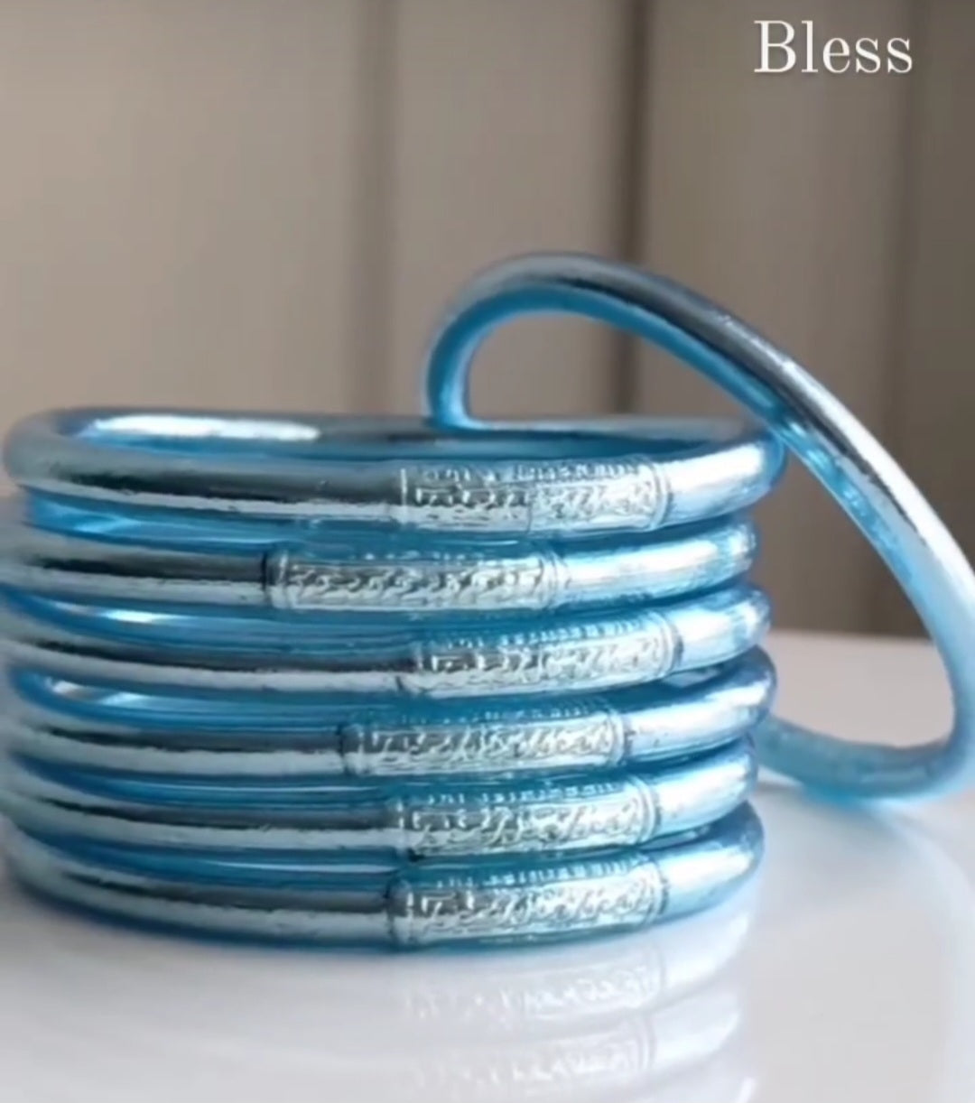 BLESS WITH LOVE (PRECIO ES POR PAQUETE DE 5 PULSERAS DE UN MISMO COLOR)